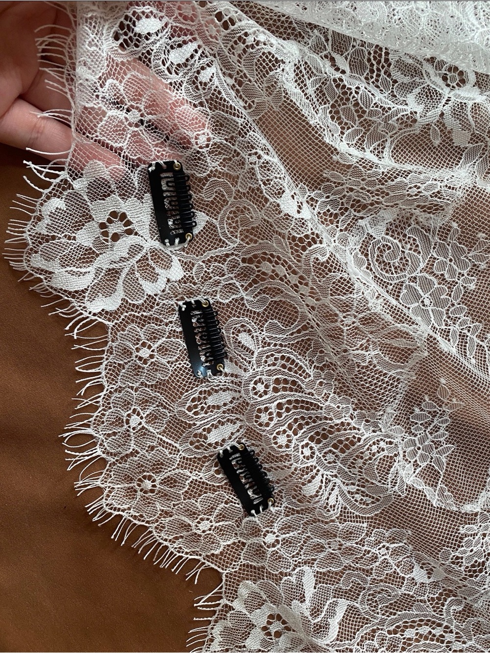 Mantilla veil - ivory - cathedral length never worn - Picture 6 of 6